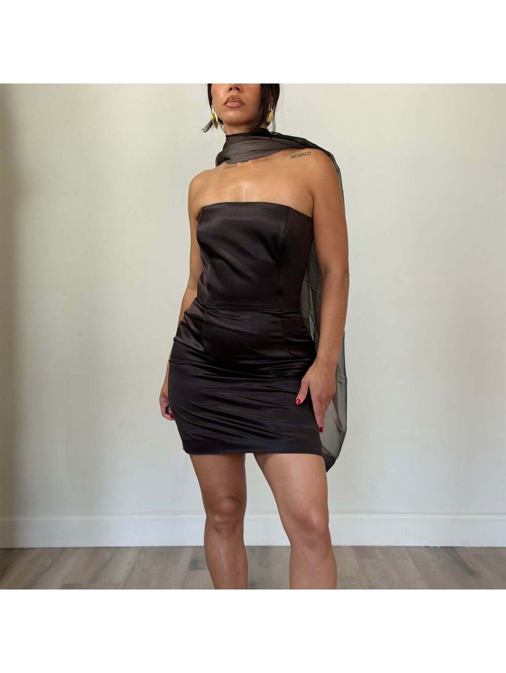 Escada - Picture 3 of 9